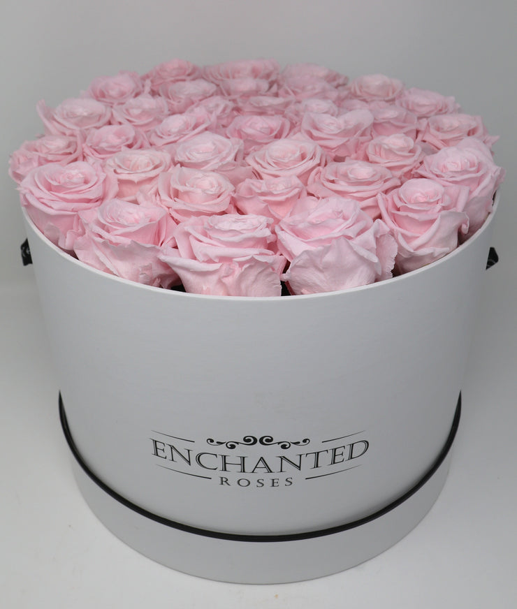 Large Classic White Round Box - Sweet Pink Roses