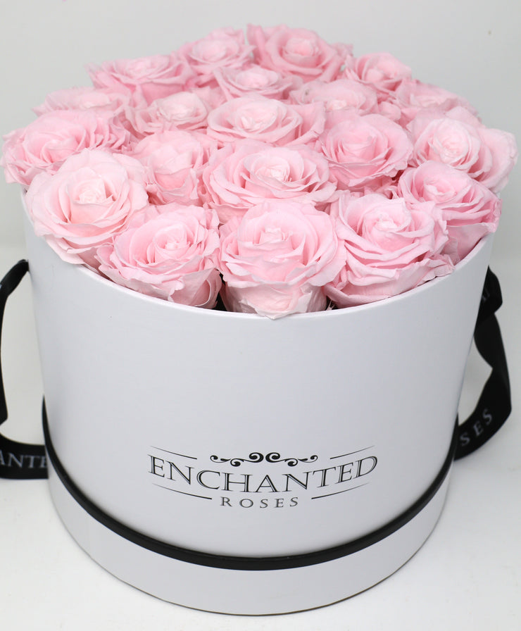 Medium Classic White Round Box - Sweet Pink Roses